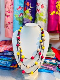 Vòng cổ 3 dây hạt thưa