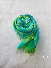 Khăn lụa mỏng loang